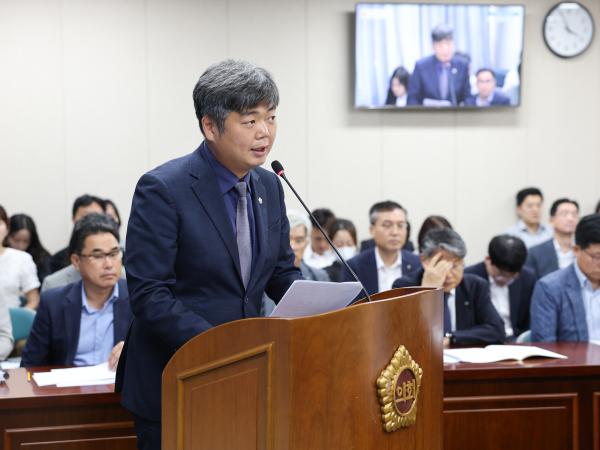 제393회 임시회 기획행정위원회 회의 첨부이미지 : 25년09월09일 제393회 임시회 기획행정위원회 회의 (39).jpg