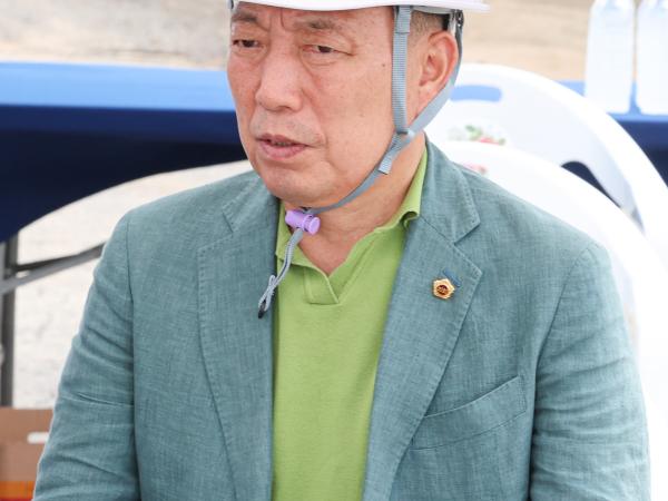 제393회 임시회 안전소방건설소방위원회 현지활동 첨부이미지 : 25년09월10일 제393회 임시회 안전소방건설소방위원회 현지활동 (학계천 하천재해 예방 사업 현장) (39).jpg