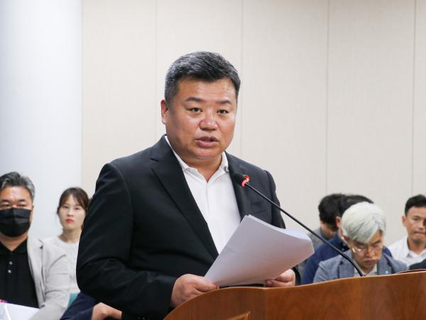 제393회 임시회 기획행정위원회 회의 첨부이미지 : 25년09월09일 제393회 임시회 기획행정위원회 회의 (28).jpg