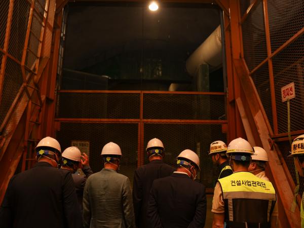 제393회 임시회 안전소방건설소방위원회 현지활동 '호남고속철도(2단계) 4공구 건설 현장' 첨부이미지 : 25년09월10일 제393회 임시회 안전소방건설소방위원회 현지활동 ‘호남고속철도(2단계) 4공구 건설 현장‘ (24).jpg
