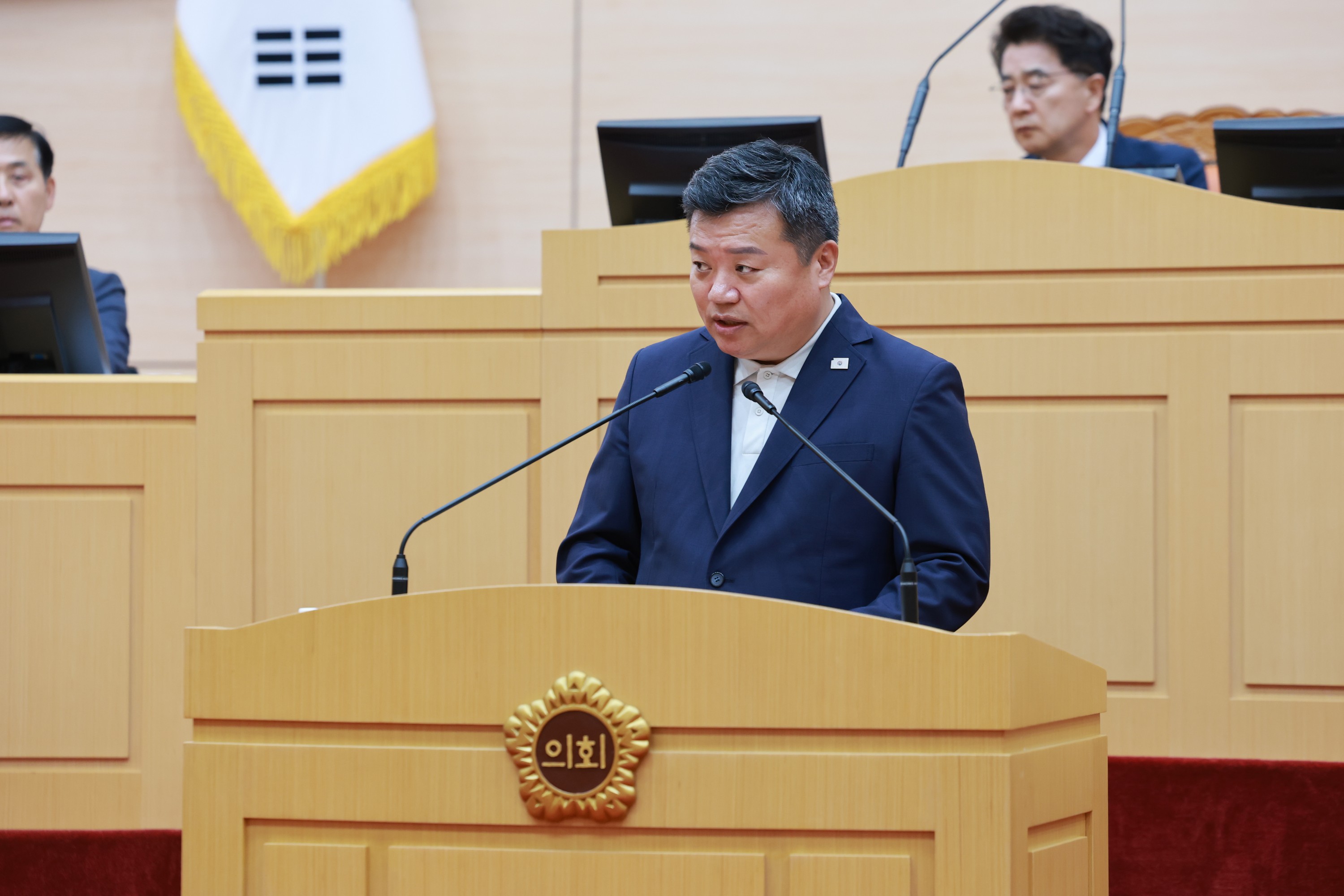 제393회 임시회 제5차 본회의 첨부이미지 : 25년09월19일 제393회 임시회 제5차 본회의 - 009.jpg