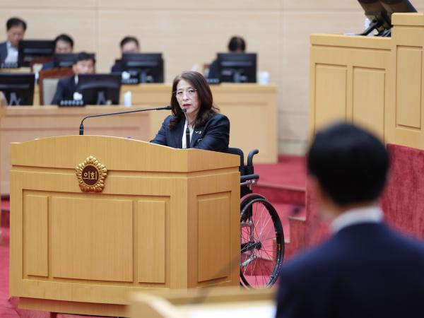 제393회 임시회 제5차 본회의 도정 및 교육행정 질문 첨부이미지 : 25년09월19일 제393회 임시회 제5차 본회의 도정 및 교육행정 질문 - 010.jpg