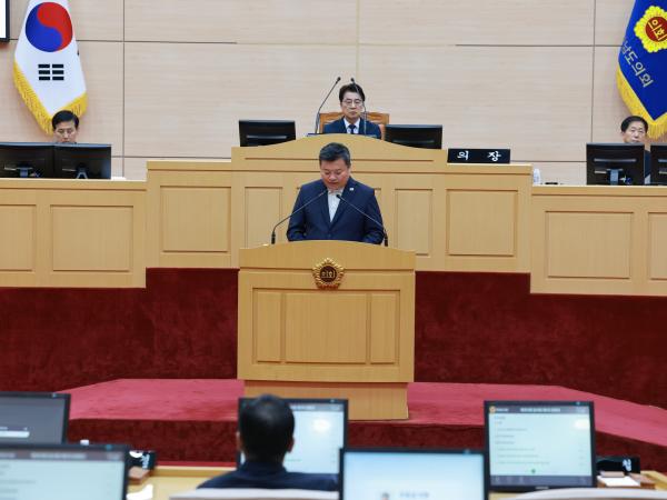 제393회 임시회 제5차 본회의 첨부이미지 : 25년09월19일 제393회 임시회 제5차 본회의 - 007.jpg