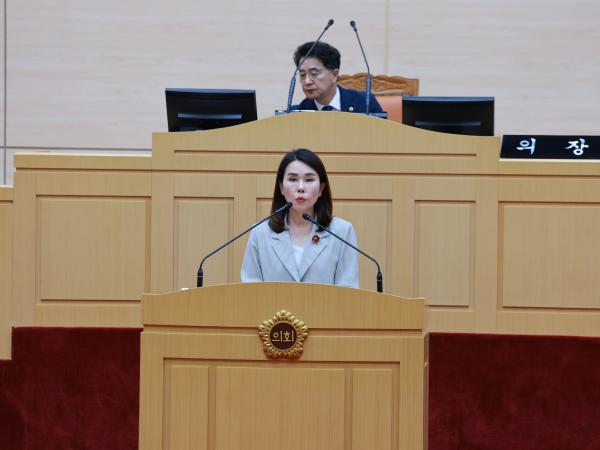 제393회 임시회 제5차 본회의 첨부이미지 : 25년09월19일 제393회 임시회 제5차 본회의 - 013.jpg