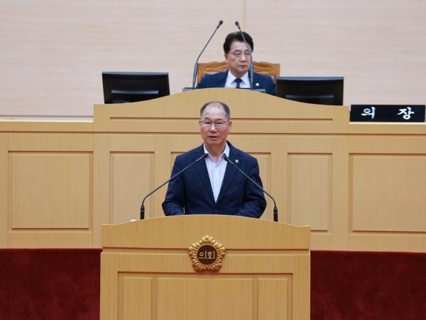 제393회 임시회 제5차 본회의 첨부이미지 : 25년09월19일 제393회 임시회 제5차 본회의 - 049.jpg