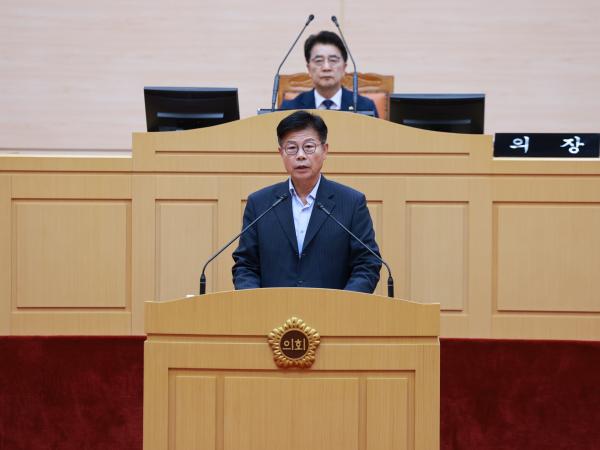 제393회 임시회 제5차 본회의 첨부이미지 : 25년09월19일 제393회 임시회 제5차 본회의 - 057.jpg