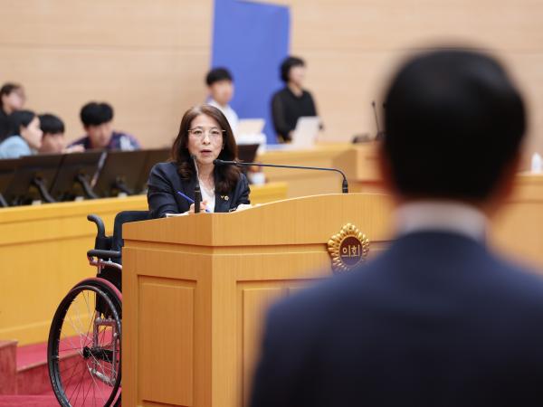 제393회 임시회 제5차 본회의 도정 및 교육행정 질문 첨부이미지 : 25년09월19일 제393회 임시회 제5차 본회의 도정 및 교육행정 질문 - 024.jpg