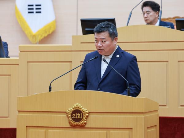 제393회 임시회 제5차 본회의 첨부이미지 : 25년09월19일 제393회 임시회 제5차 본회의 - 009.jpg