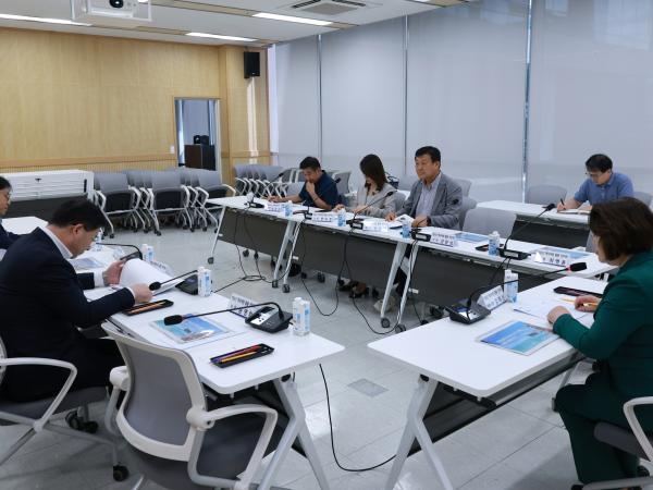 이순신 역사자원 활용 연구회 정책연구용역 중간보고회 첨부이미지 : 25년09월19일 이순신 역사자원 활용 연구회 정책연구용역 중간보고회 - 006.jpg