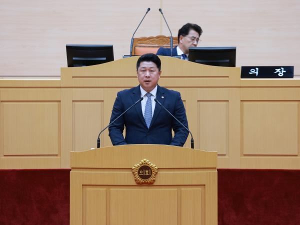 제393회 임시회 제5차 본회의 첨부이미지 : 25년09월19일 제393회 임시회 제5차 본회의 - 036.jpg