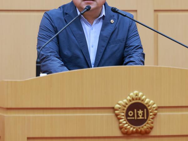 제393회 임시회 제5차 본회의 첨부이미지 : 25년09월19일 제393회 임시회 제5차 본회의 - 069.jpg