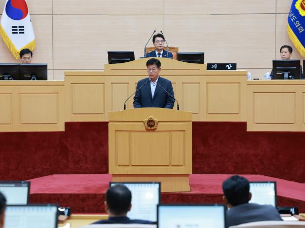 제393회 임시회 제5차 본회의 첨부이미지 : 25년09월19일 제393회 임시회 제5차 본회의 - 058.jpg