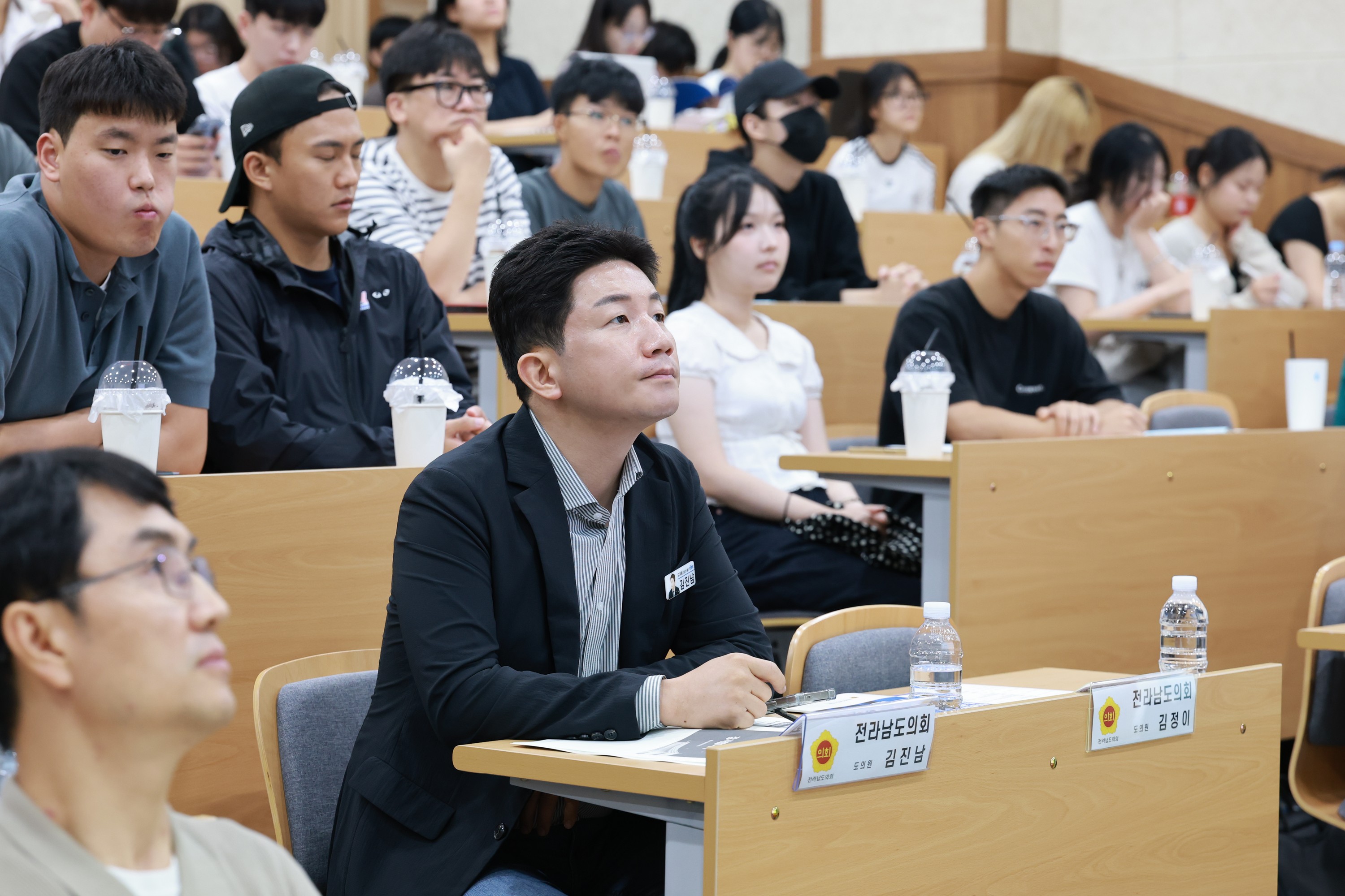 전라남도 청년 취업 지원 정책 개발 토론회 첨부이미지 : 25년09월08일 전라나도 청년 취업 지원 정책 개박 토론회 - 046.jpg