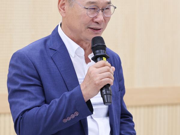 영산강 역사문화환경 연구회 생태복원 방안 강연회 첨부이미지 : 25년09월02일 영산강 하구 현황 및 생태 복원 방안 (7).jpg