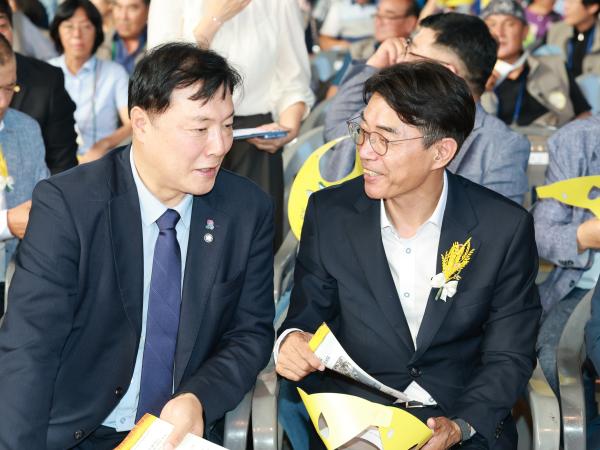 (사)한국쌀전업농 전라남도연합회 회원대회 첨부이미지 : 25년09월04일 (사)한국쌀전업농 전라남도연합회 회원대회 - 037.jpg