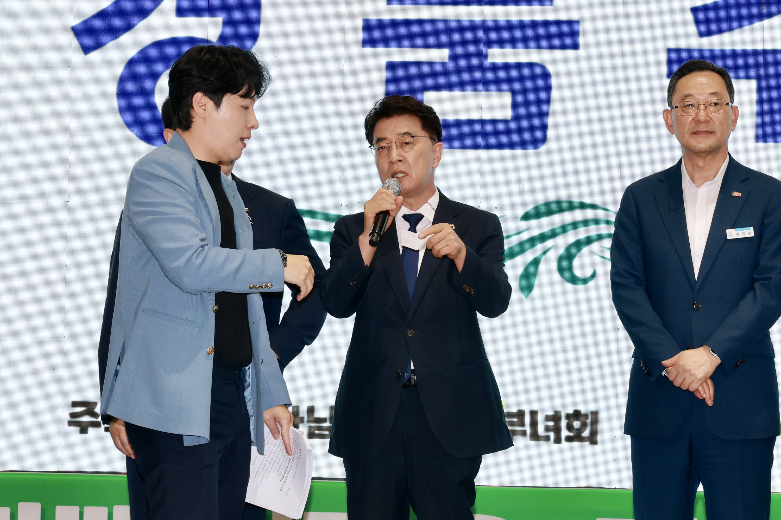 전남 새마을부녀회 제23회 한마음 어울마당 첨부이미지 : 25년09월01일 전남새마을부녀회 제23회 한마음 어울마당 - 049.jpg