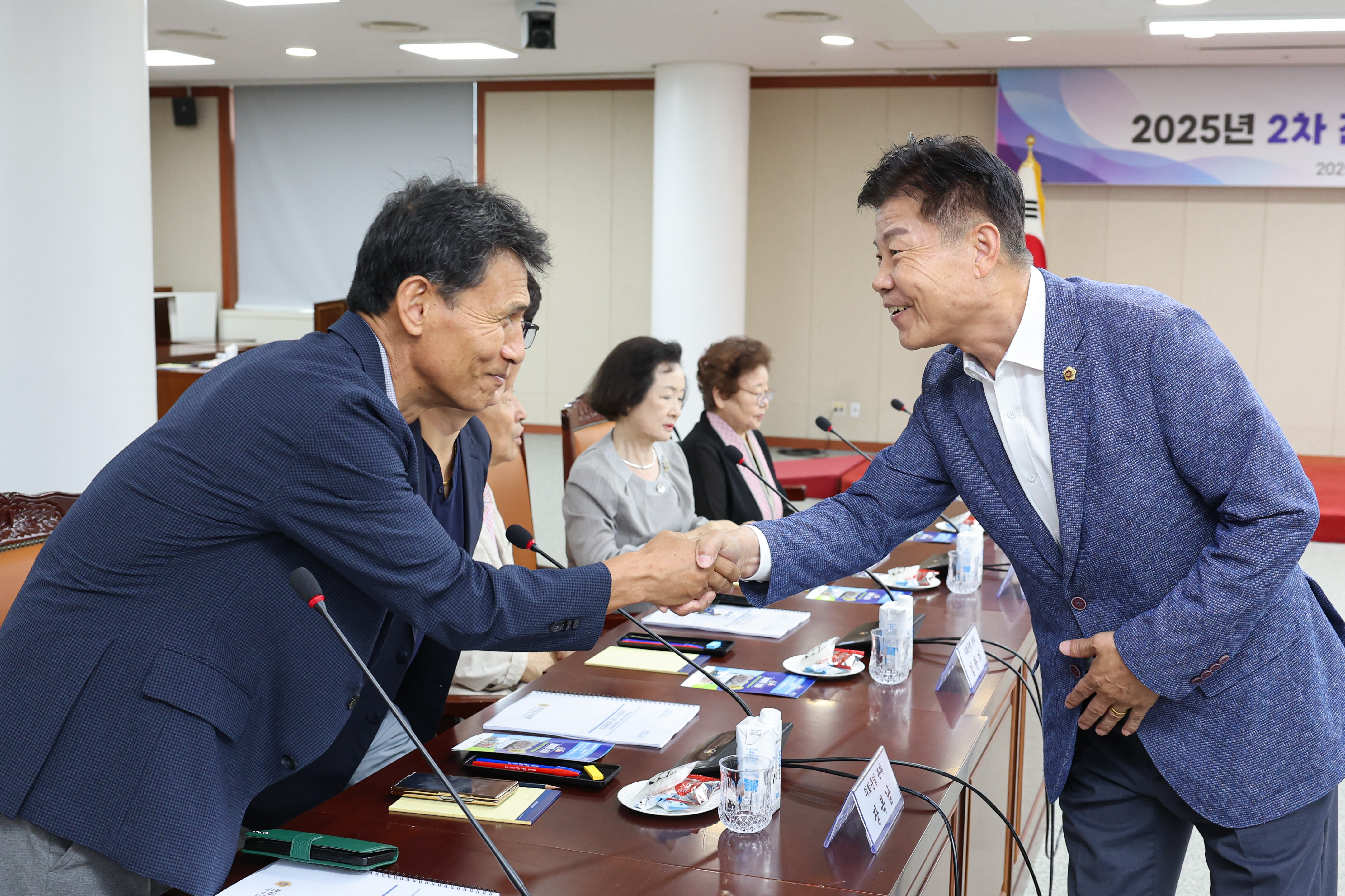 2025년 2차 전라남도의회 의정자문위원회 회의 첨부이미지 : 25년09월09일 2025년 2차 전라남도의회 의정자문휘원회 회의 (21).jpg