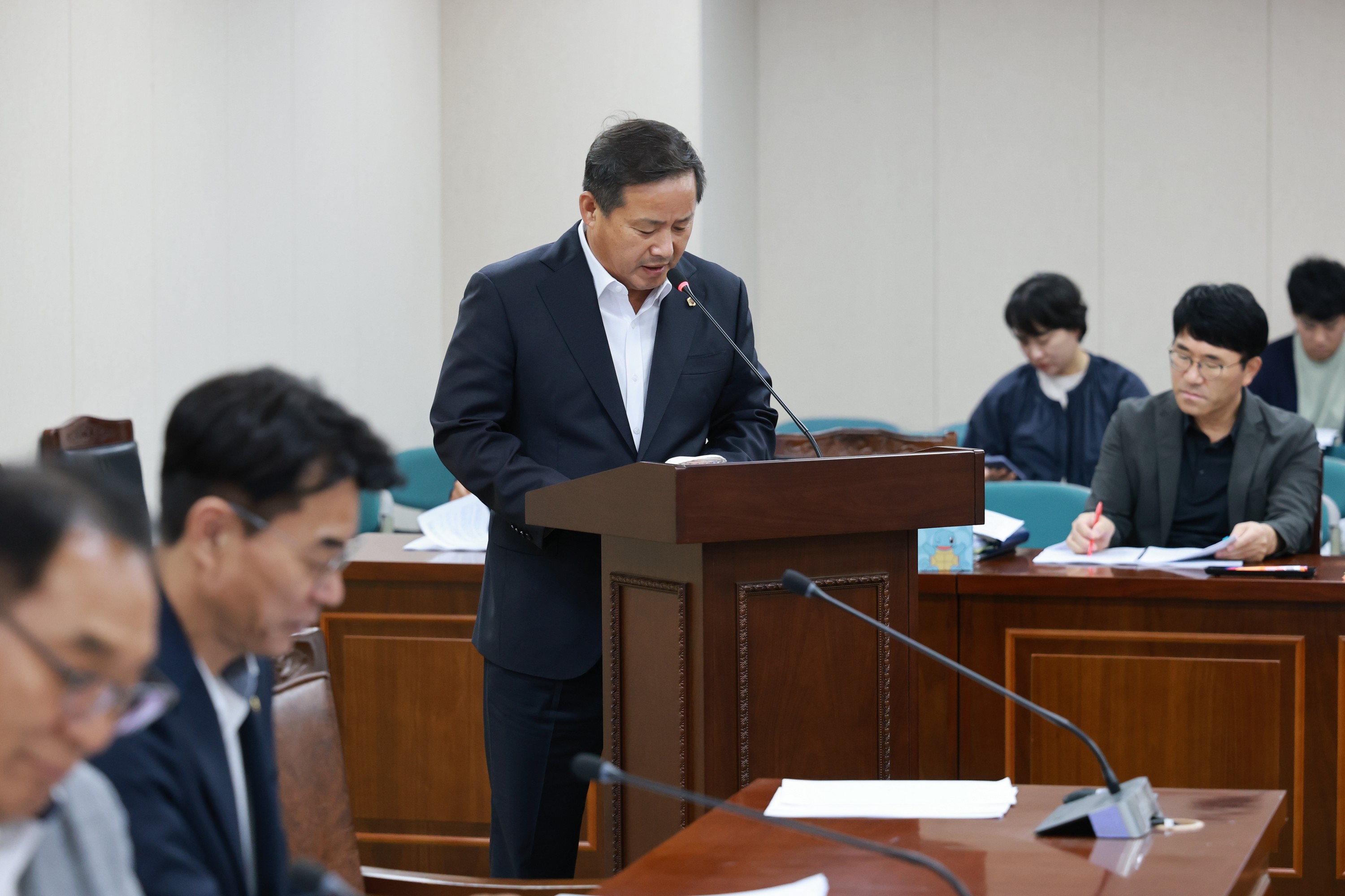 제393회 임시회 농수산위원회 회의 첨부이미지 : 25년09월09일 제393회 임시회 농수산위원회 회의 - 044.jpg