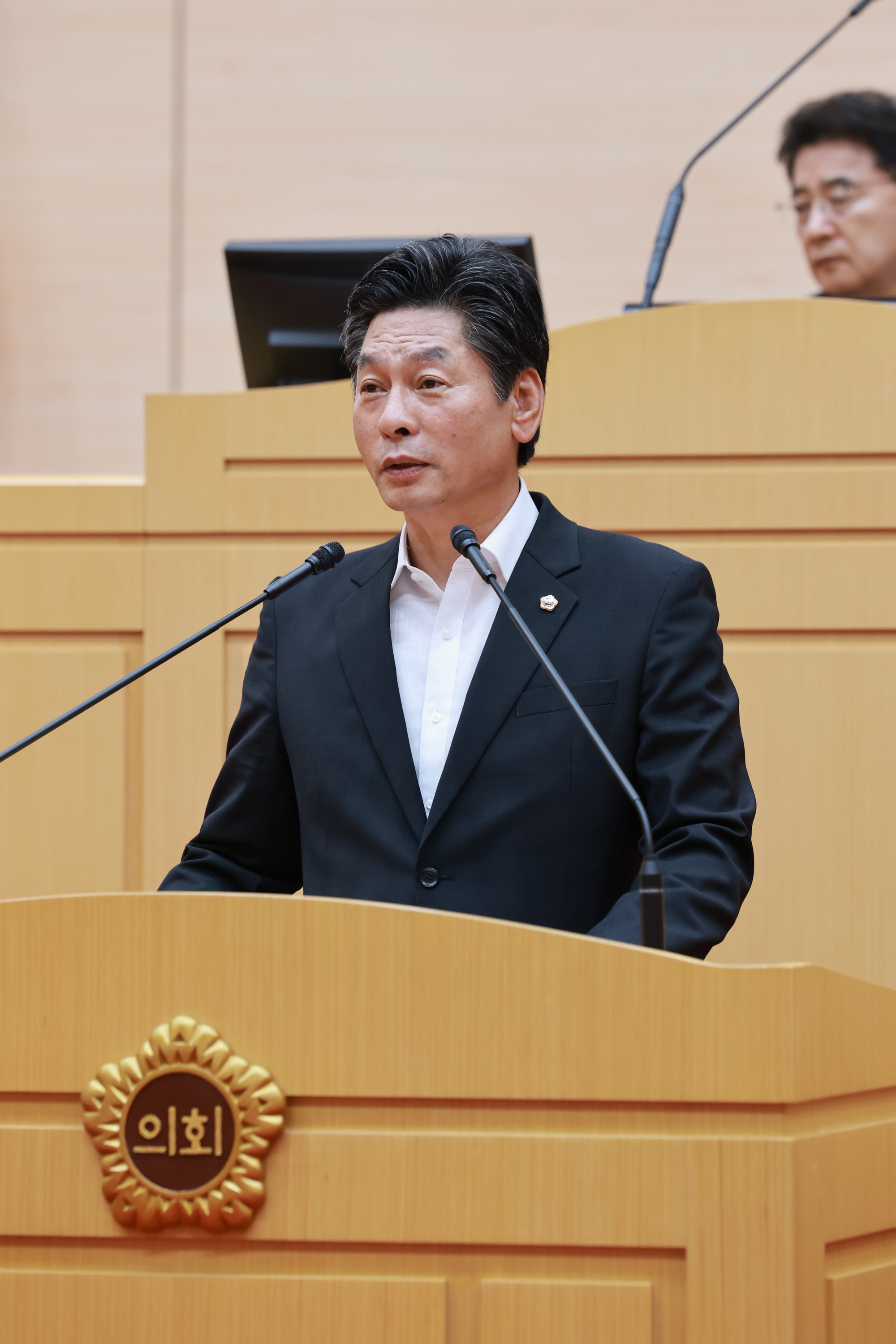 제393회 임시회 제1차 본회의 첨부이미지 : 25년09월09일 제393회 임시회 제1차 본회의 - 122.jpg