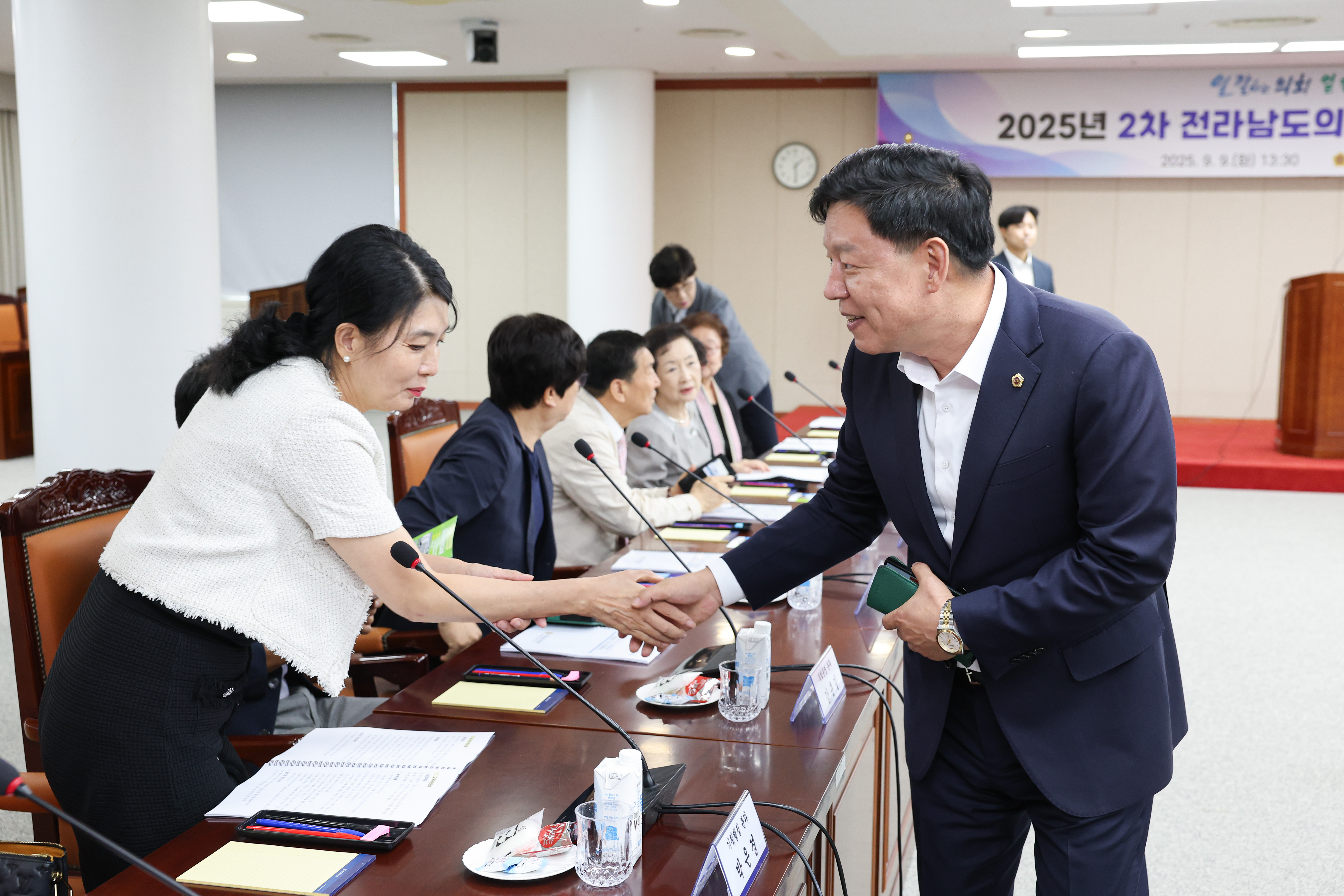 2025년 2차 전라남도의회 의정자문위원회 회의 첨부이미지 : 25년09월09일 2025년 2차 전라남도의회 의정자문휘원회 회의 (23).jpg
