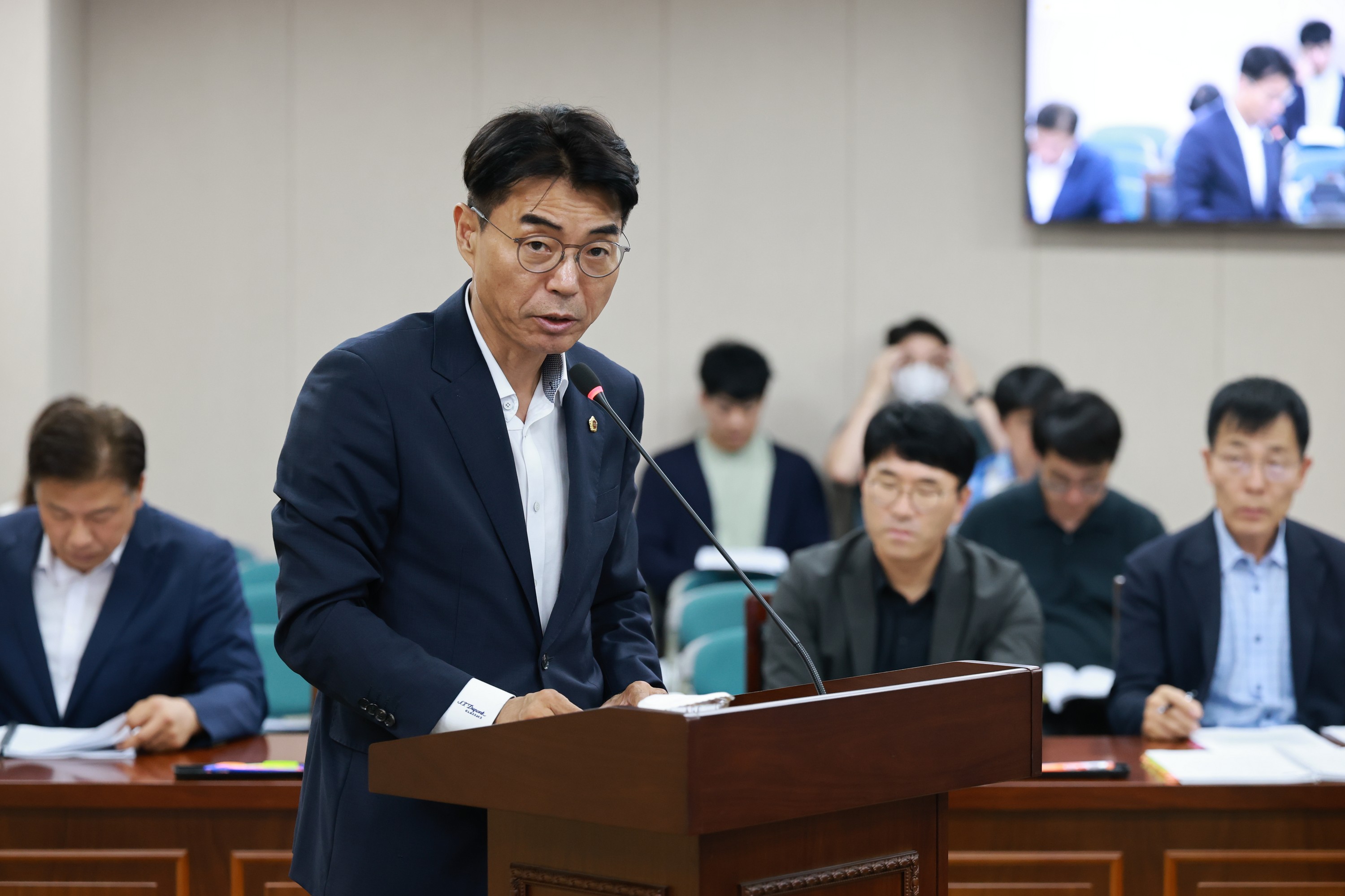 제393회 임시회 농수산위원회 회의 첨부이미지 : 25년09월09일 제393회 임시회 농수산위원회 회의 - 035.jpg