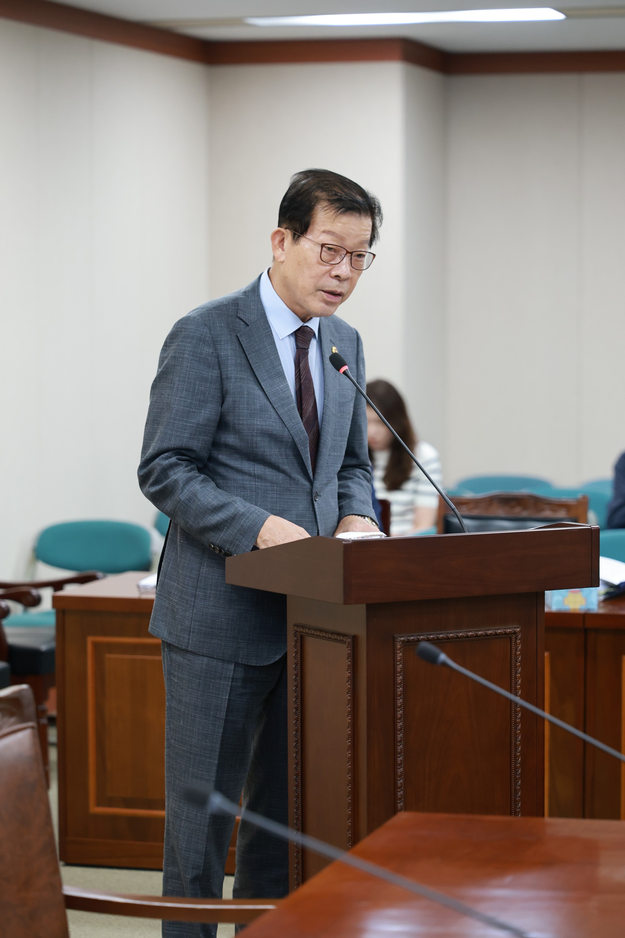 제393회 임시회 농수산위원회 회의 첨부이미지 : 25년09월09일 제393회 임시회 농수산위원회 회의 - 028.jpg