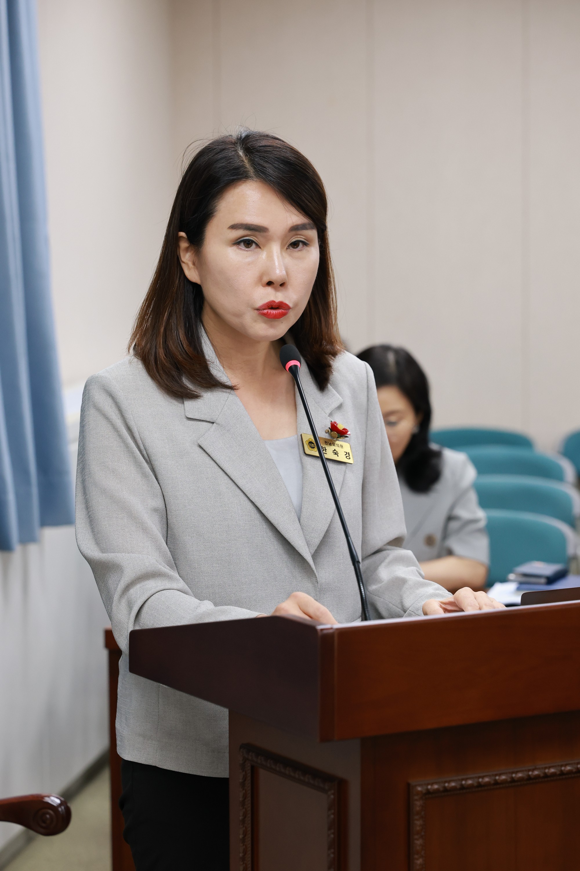 제393회 임시회 보건복지환경위원회 회의 첨부이미지 : 25년09월09일 제393회 임시회 보건복지환경위원회 회의 - 034.jpg
