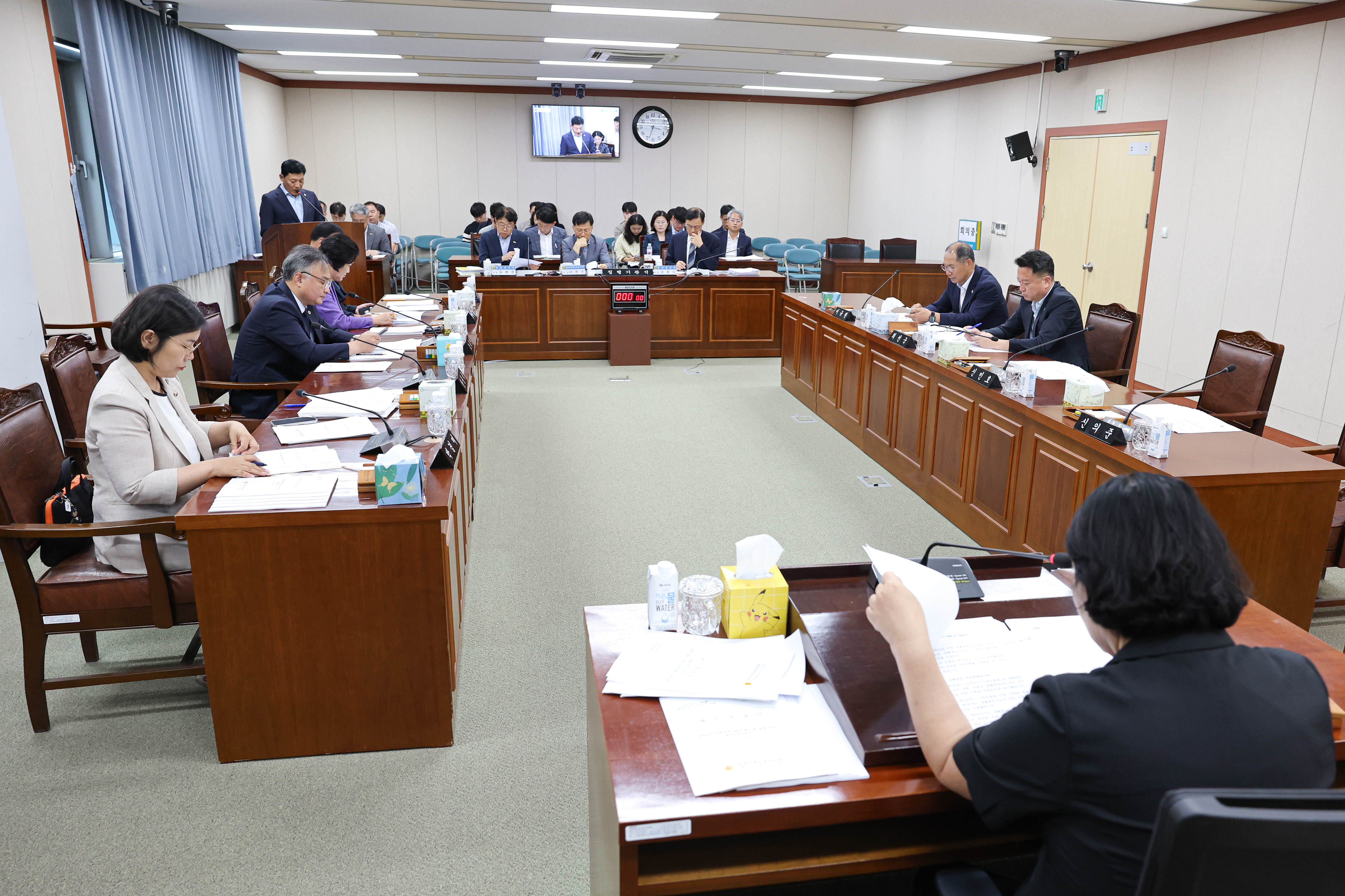 제393회 임시회 경제관광위원회 회의 첨부이미지 : 25년09월09일 제393회 임시회 경제관광위원회 회의 (19).jpg