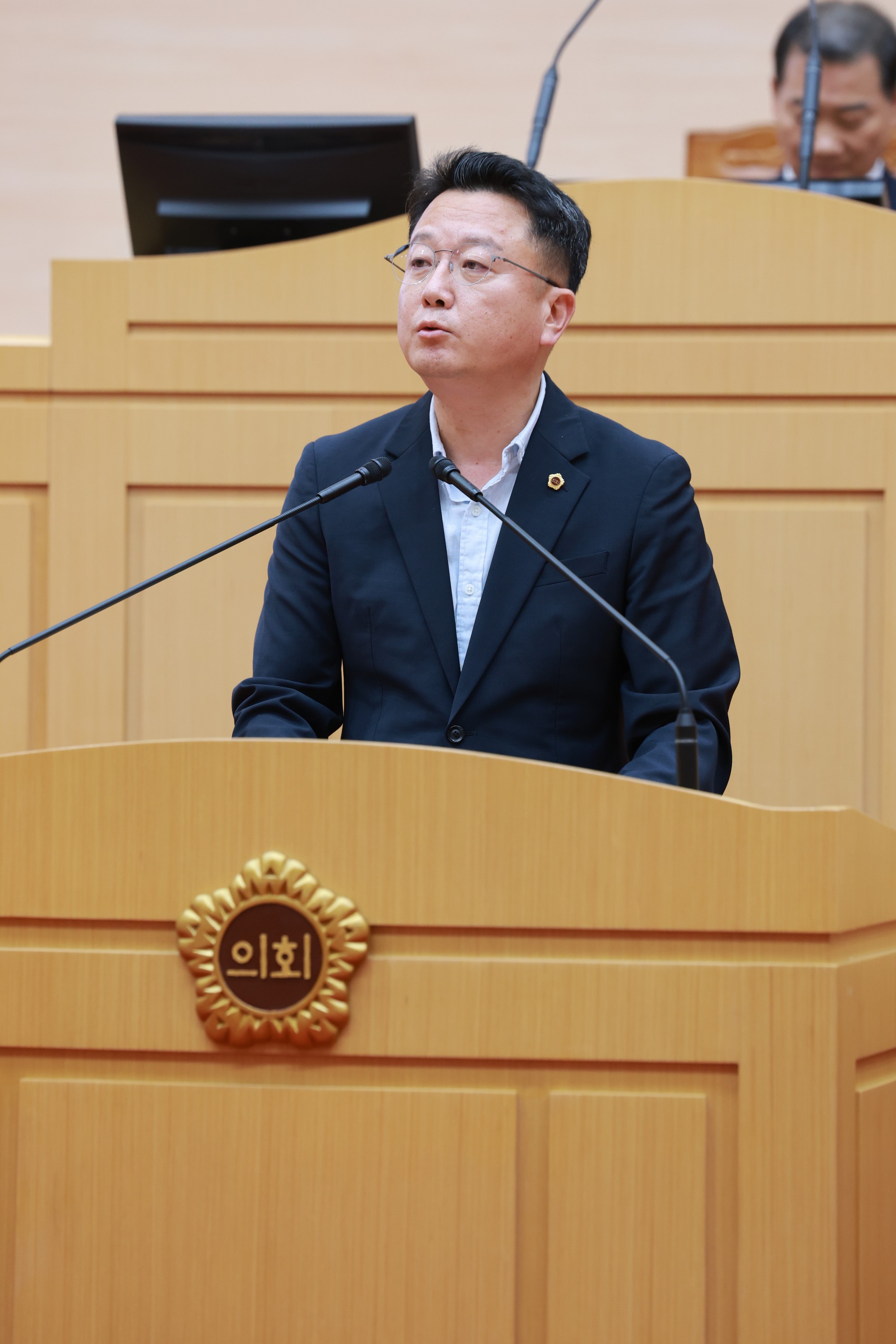 제393회 임시회 제1차 본회의 첨부이미지 : 25년09월09일 제393회 임시회 제1차 본회의 - 147.jpg