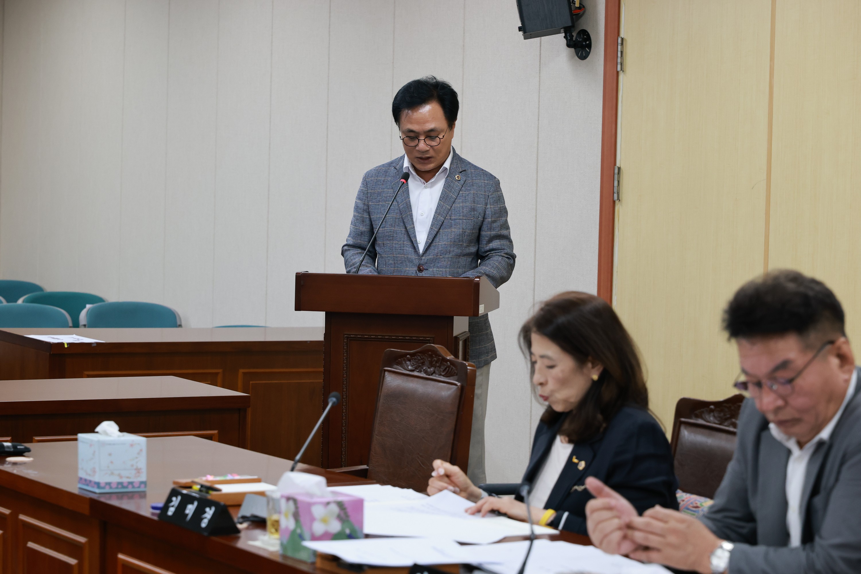 제393회 임시회 보건복지환경위원회 회의 첨부이미지 : 25년09월09일 제393회 임시회 보건복지환경위원회 회의 - 018.jpg