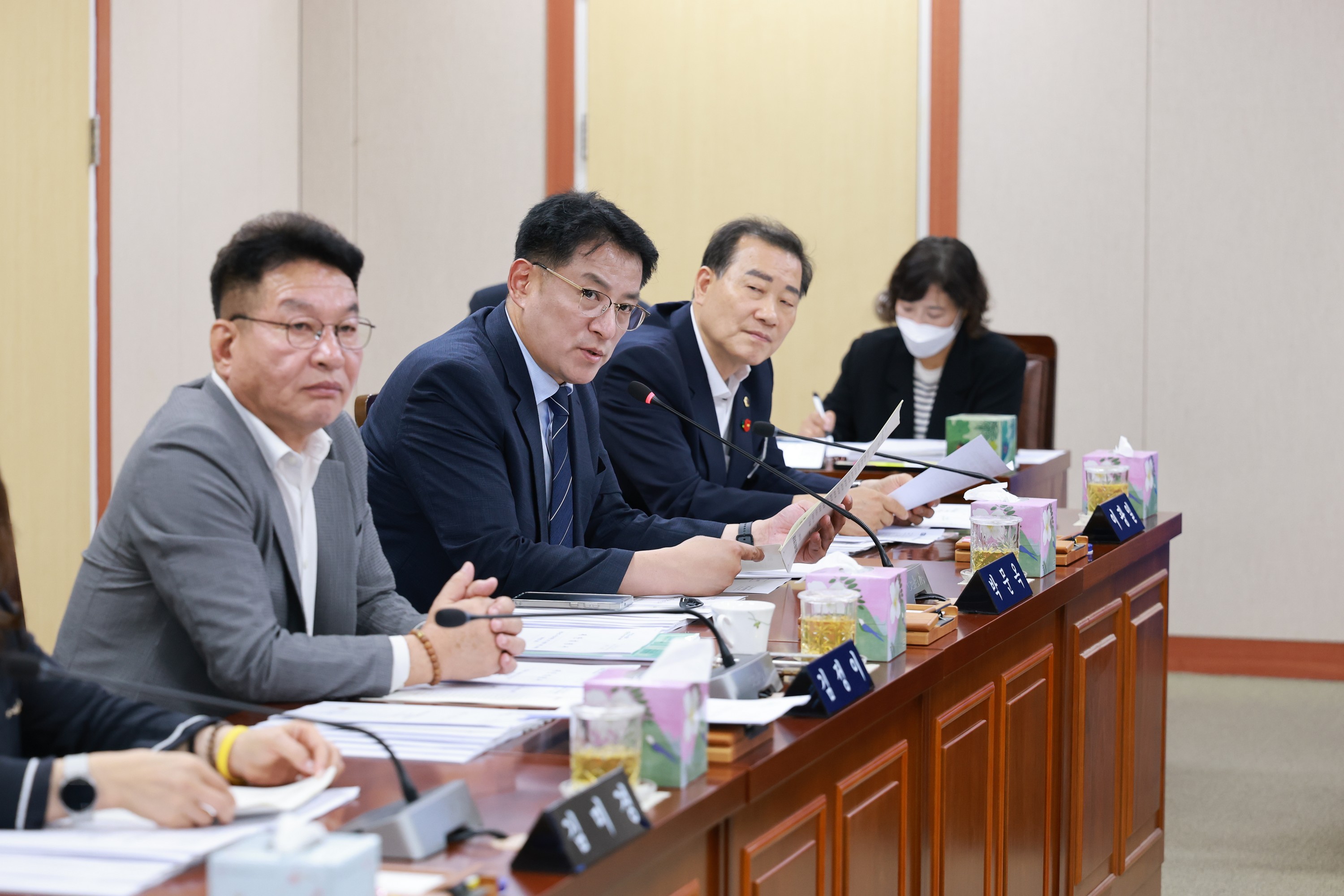 제393회 임시회 보건복지환경위원회 회의 첨부이미지 : 25년09월09일 제393회 임시회 보건복지환경위원회 회의 - 013.jpg
