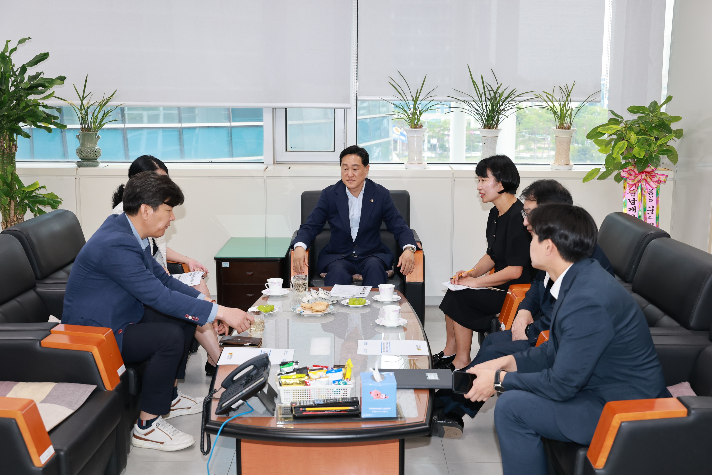 2025년 제2차 의정자문위원회 기획행정분과 회의 첨부이미지 : 25년09월09일 2025년 제2차 의정자문위원회 기획행정분과 회의 - 001.jpg