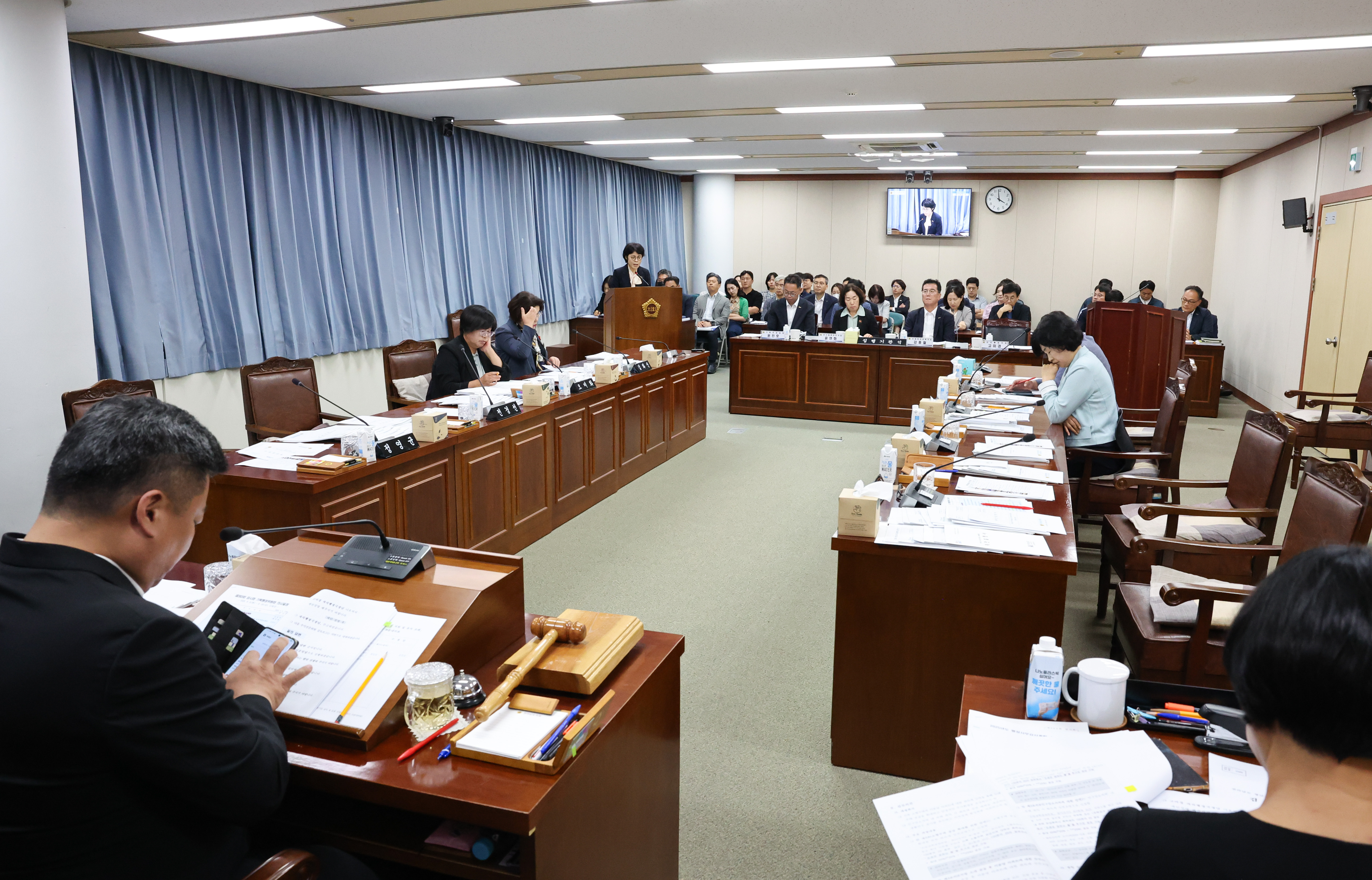 제393회 임시회 기획행정위원회 회의 첨부이미지 : 25년09월09일 제393회 임시회 기획행정위원회 회의 (6).jpg