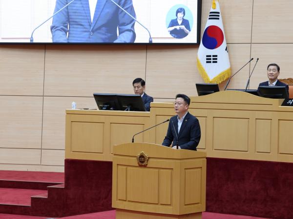 제393회 임시회 제1차 본회의 첨부이미지 : 25년09월09일 제393회 임시회 제1차 본회의 - 025.jpg