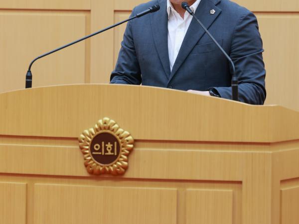 제393회 임시회 제1차 본회의 첨부이미지 : 25년09월09일 제393회 임시회 제1차 본회의 - 093.jpg