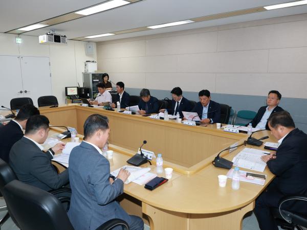 전라남도 마이스산업 활성화 연구회 정책 연구용역 중간보고회 첨부이미지 : 25년09월09일 전라남도 마이스산업 활성화 연구회 정책 연구용역 중간보고회 - 003.jpg