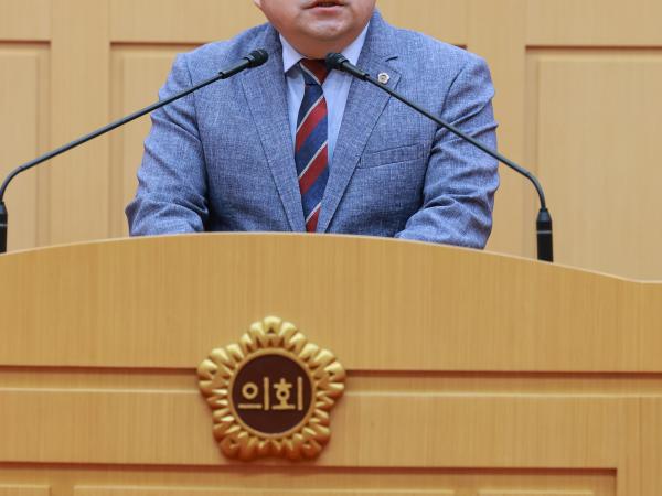 제393회 임시회 제1차 본회의 첨부이미지 : 25년09월09일 제393회 임시회 제1차 본회의 - 157.jpg