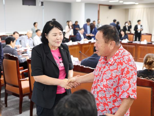 2025년 2차 전라남도의회 의정자문위원회 회의 첨부이미지 : 25년09월09일 2025년 2차 전라남도의회 의정자문휘원회 회의 (27).jpg