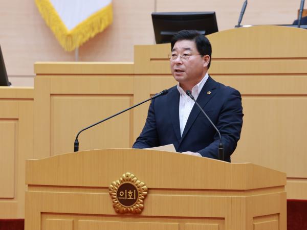 제393회 임시회 제1차 본회의 첨부이미지 : 25년09월09일 제393회 임시회 제1차 본회의 - 110.jpg