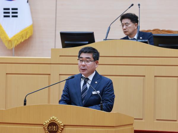 제393회 임시회 제1차 본회의 첨부이미지 : 25년09월09일 제393회 임시회 제1차 본회의 - 103.jpg