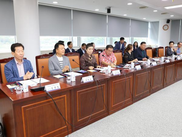 2025년 2차 전라남도의회 의정자문위원회 회의 첨부이미지 : 25년09월09일 2025년 2차 전라남도의회 의정자문휘원회 회의 (34).jpg