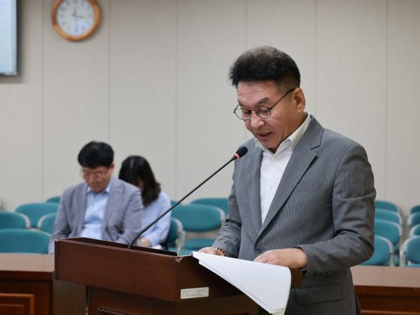제393회 임시회 보건복지환경위원회 회의 첨부이미지 : 25년09월09일 제393회 임시회 보건복지환경위원회 회의 - 026.jpg