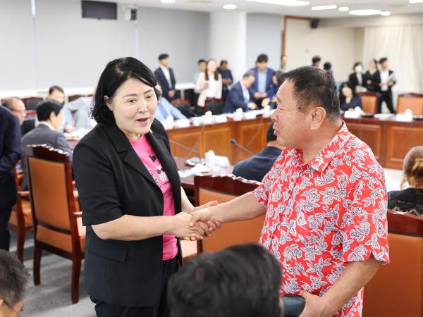 2025년 2차 전라남도의회 의정자문위원회 회의 첨부이미지 : 25년09월09일 2025년 2차 전라남도의회 의정자문휘원회 회의 (26).jpg