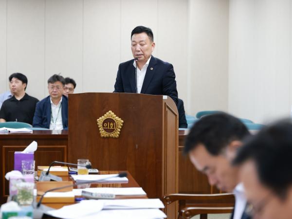 제393회 임시회 안전건설소방위원회 회의 첨부이미지 : 25년09월09일 제393회 임시회 안전건설소방위원회 회의 - 016.jpg