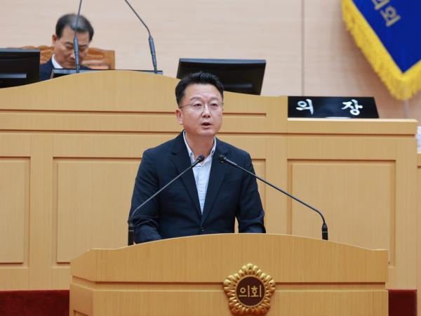 제393회 임시회 제1차 본회의 첨부이미지 : 25년09월09일 제393회 임시회 제1차 본회의 - 148.jpg