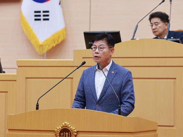 제393회 임시회 제1차 본회의 첨부이미지 : 25년09월09일 제393회 임시회 제1차 본회의 - 129.jpg
