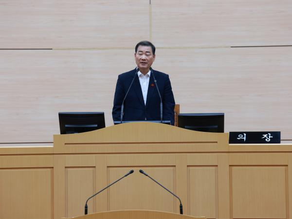 제393회 임시회 제1차 본회의 첨부이미지 : 25년09월09일 제393회 임시회 제1차 본회의 - 151.jpg