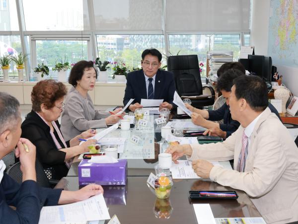 2025년 제2차 의정자문위원회 의회운영분과 회의 첨부이미지 : 25년09월09일 2025년 제2차 의정자문위원회 의회운영분과 회의 - 005.jpg