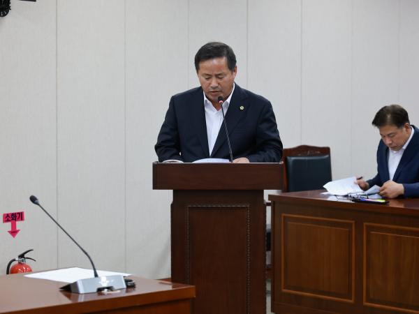 제393회 임시회 농수산위원회 회의 첨부이미지 : 25년09월09일 제393회 임시회 농수산위원회 회의 - 047.jpg