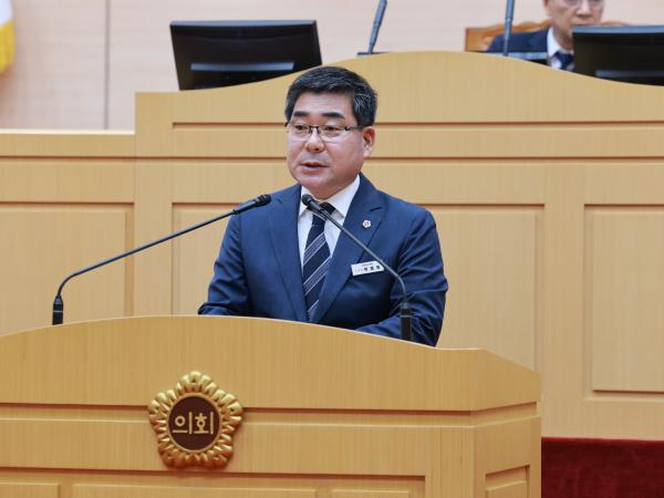제393회 임시회 제1차 본회의 첨부이미지 : 25년09월09일 제393회 임시회 제1차 본회의 - 105.jpg